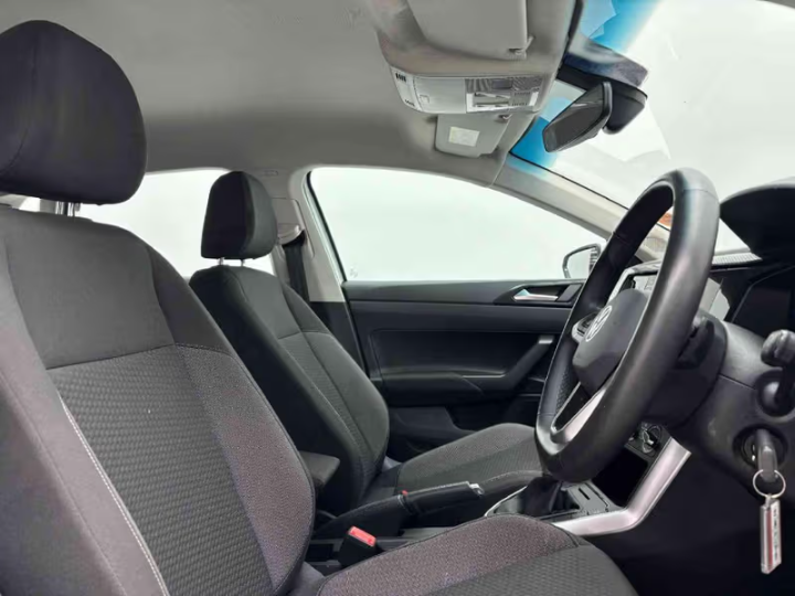 2025 VOLKSWAGEN POLO 1