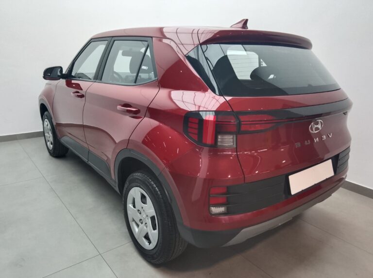 2024 HYUNDAI VENUE 1