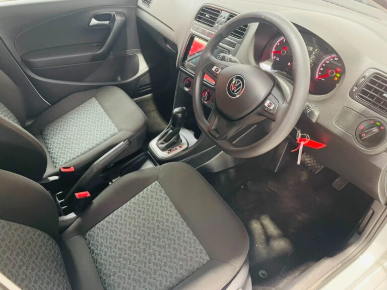 2025 VOLKSWAGEN POLO VIVO 1