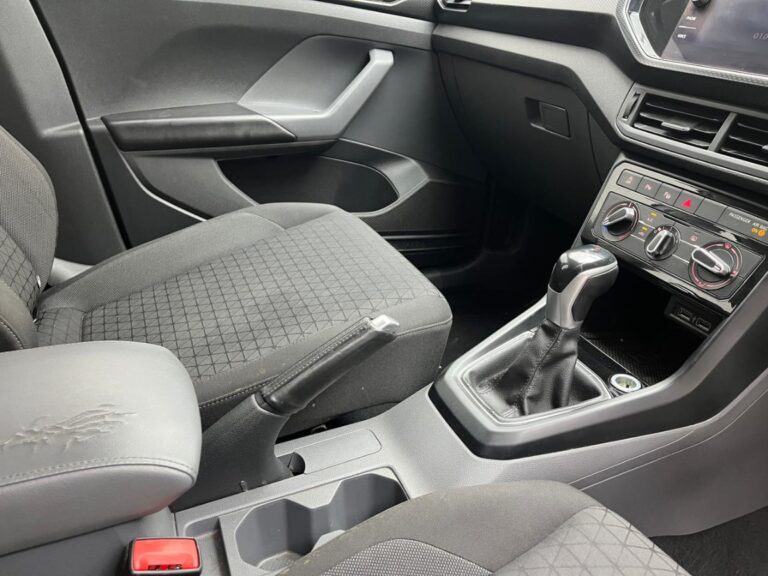 2020 VOLKSWAGEN T-CROSS 1
