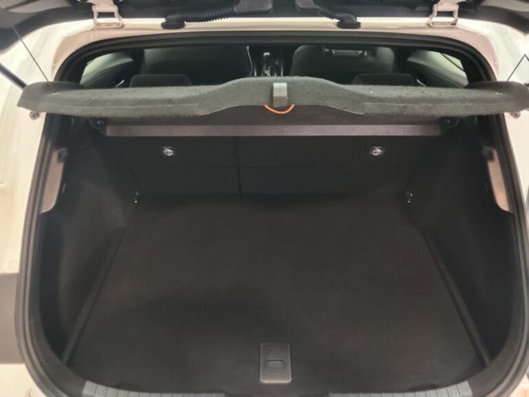 2025 TOYOTA COROLLA 1