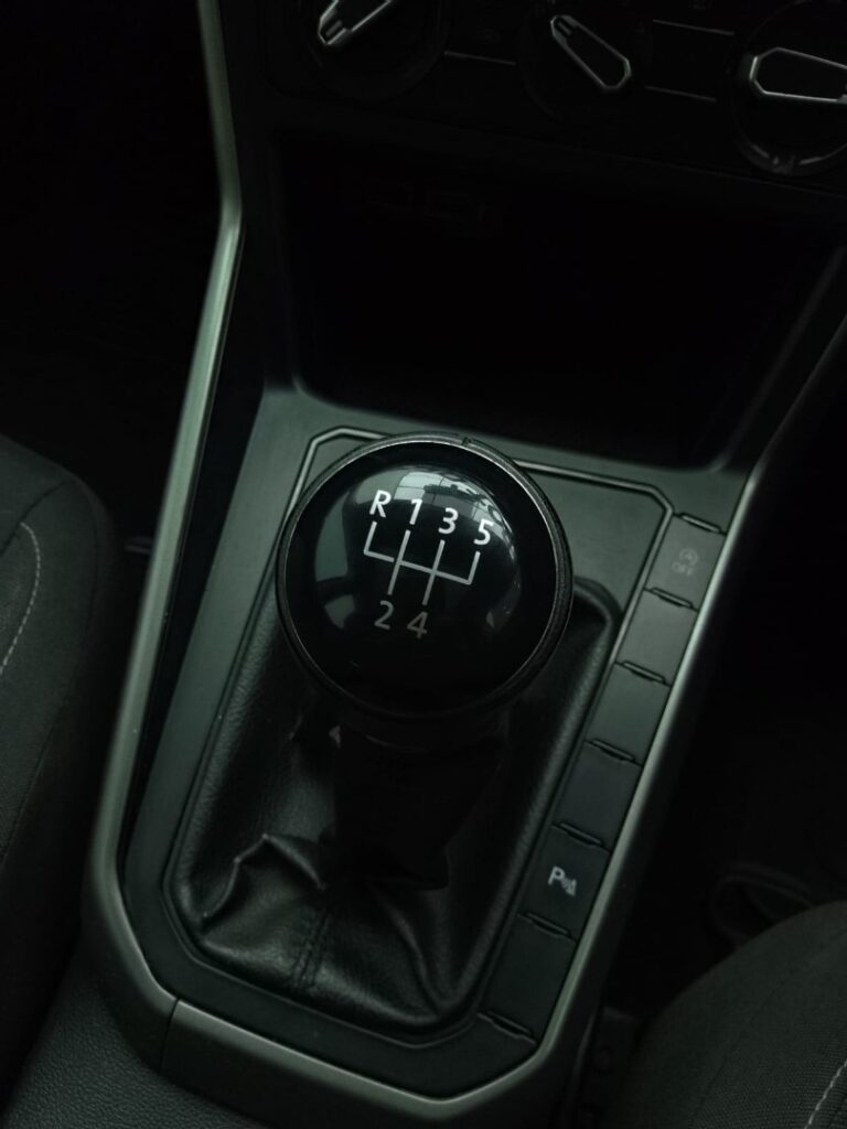 2020 VOLKSWAGEN POLO 1