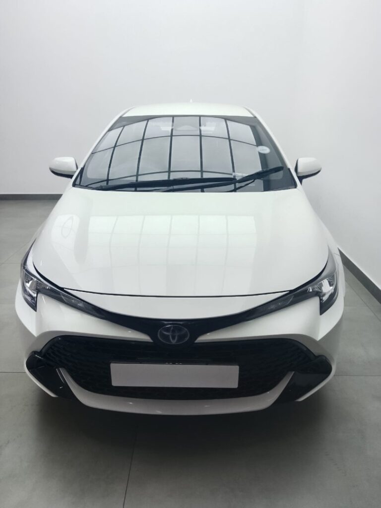 2025 TOYOTA COROLLA 1