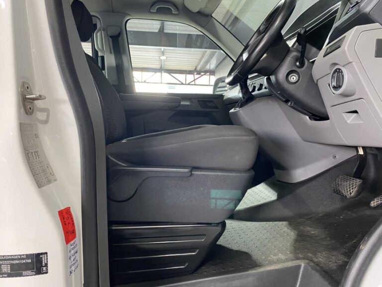 2025 VOLKSWAGEN T6.1 KOMBI 2