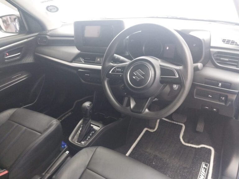 2025 SUZUKI SWIFT 1