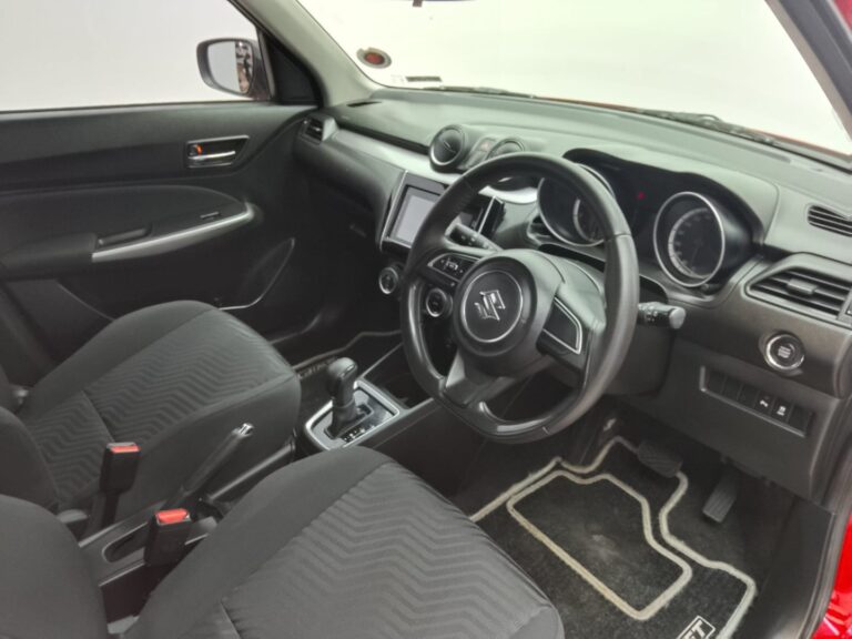 2023 SUZUKI SWIFT 1