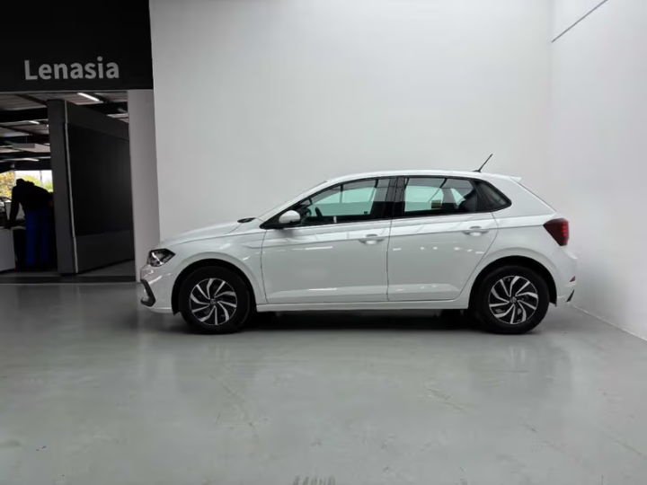 2025 VOLKSWAGEN POLO 1