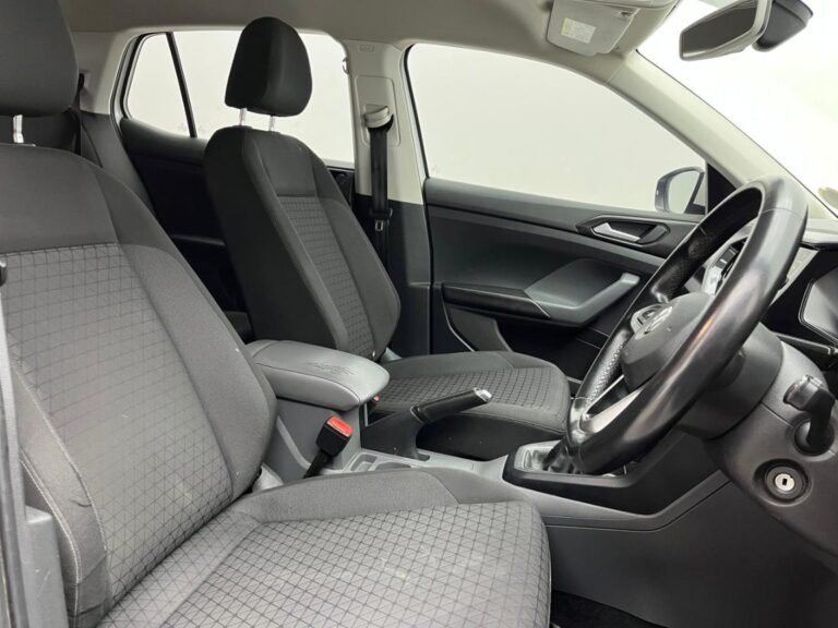 2020 VOLKSWAGEN T-CROSS 1