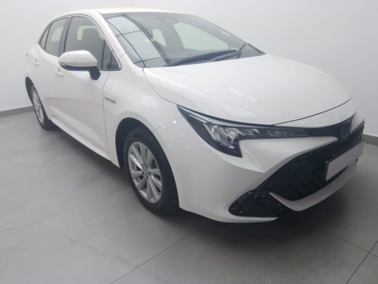 2025 TOYOTA COROLLA 1