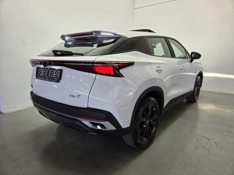 2025 OMODA C5 1