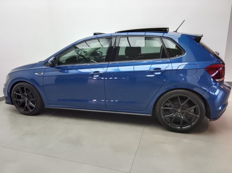 2020 VOLKSWAGEN POLO 1