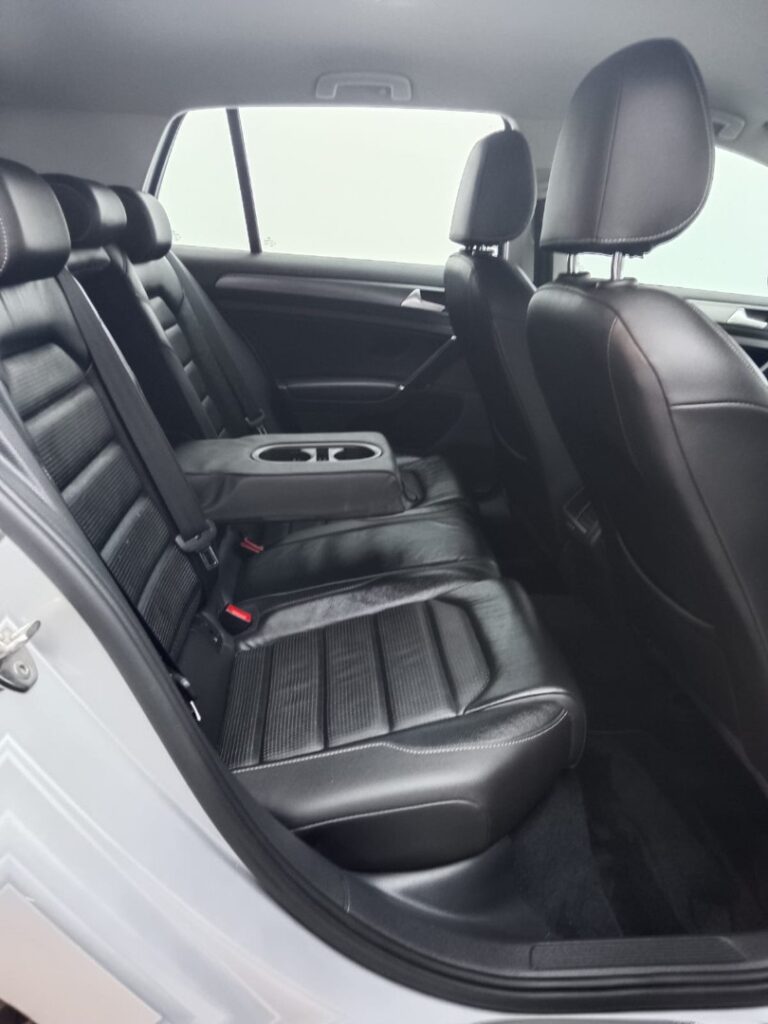2018 VOLKSWAGEN GOLF VII 1