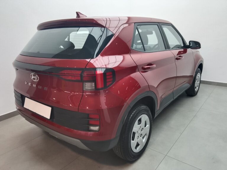 2024 HYUNDAI VENUE 1