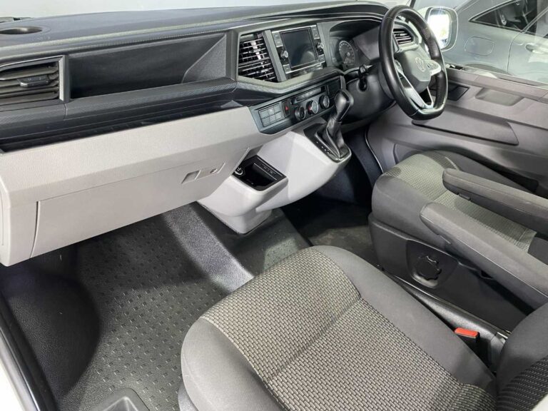 2025 VOLKSWAGEN T6.1 KOMBI 2