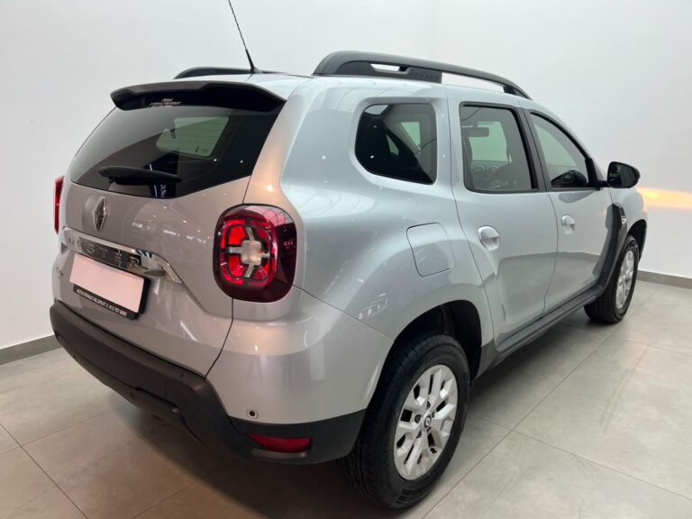 2022 RENAULT DUSTER 1