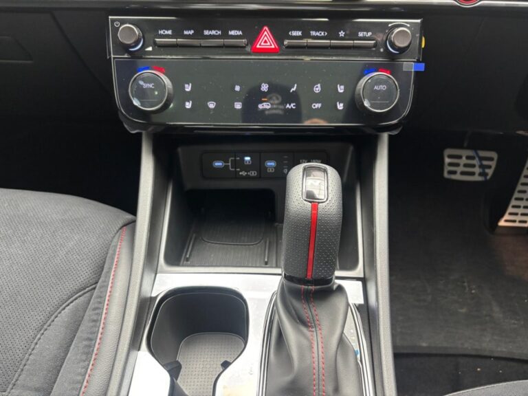 T Awd My25 for sale
