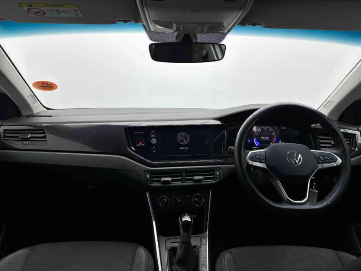 2025 VOLKSWAGEN POLO 1