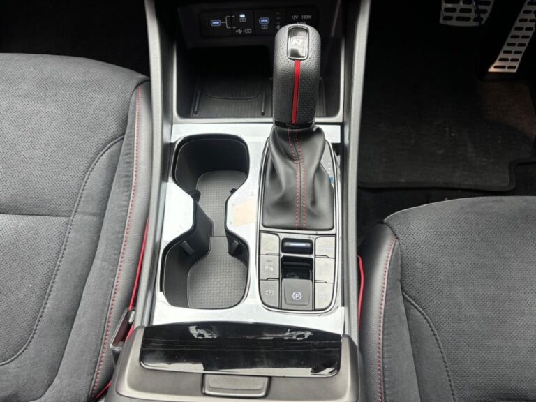 T Awd My25 for sale